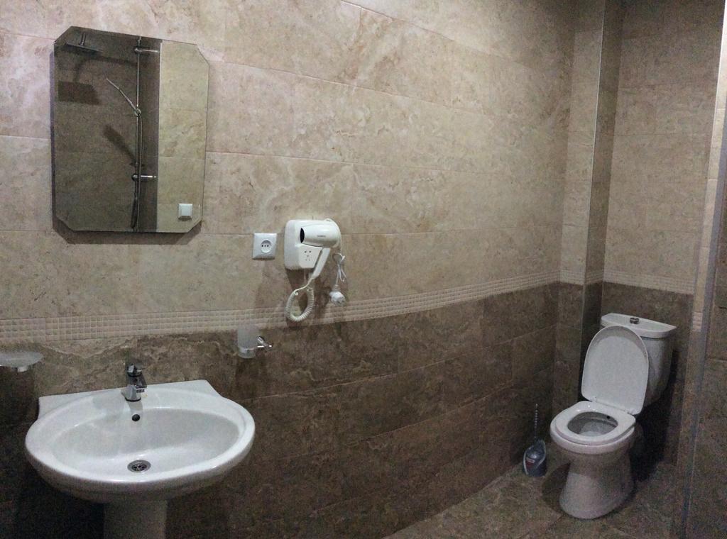 קבריאטי Deluxe Guest House מראה חיצוני תמונה