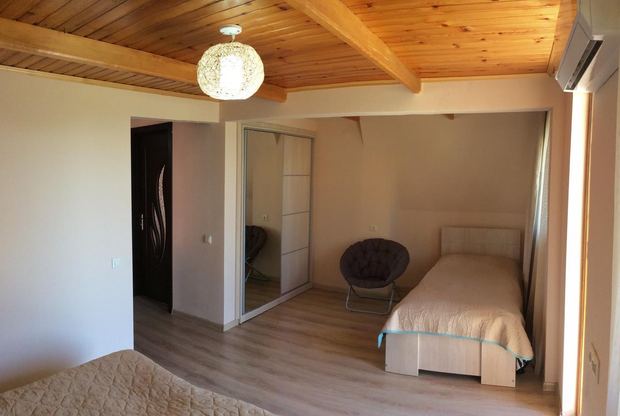 קבריאטי Deluxe Guest House מראה חיצוני תמונה