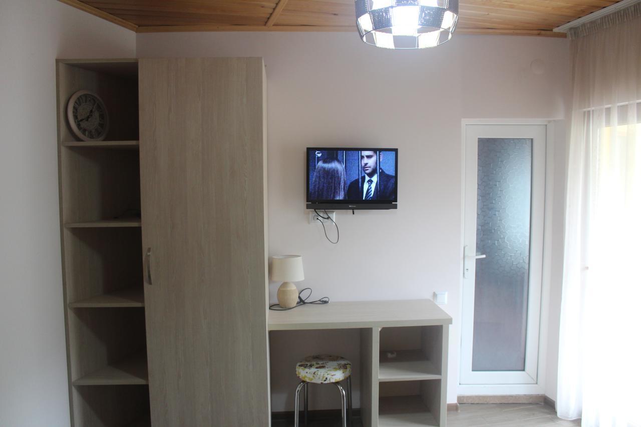 קבריאטי Deluxe Guest House מראה חיצוני תמונה