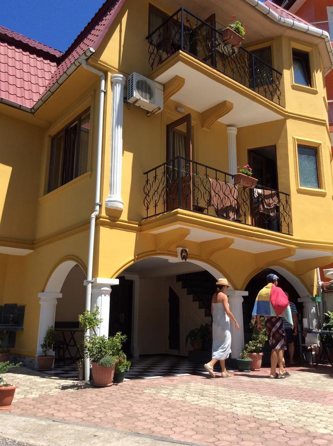 קבריאטי Deluxe Guest House מראה חיצוני תמונה