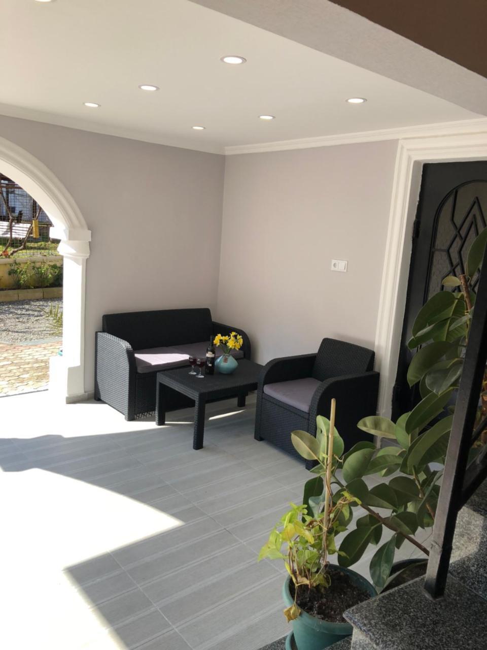 קבריאטי Deluxe Guest House מראה חיצוני תמונה